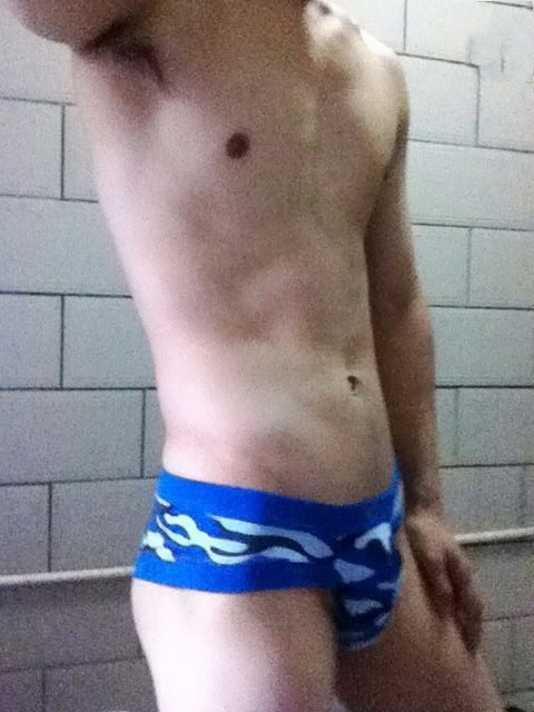 zlam333:  Hot guy
