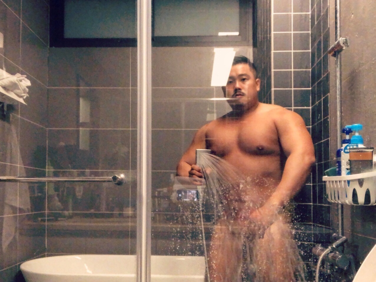 reblogbear: Like man and towel.