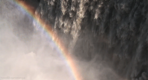 sixpenceee:  Icelandic waterfall(Source)