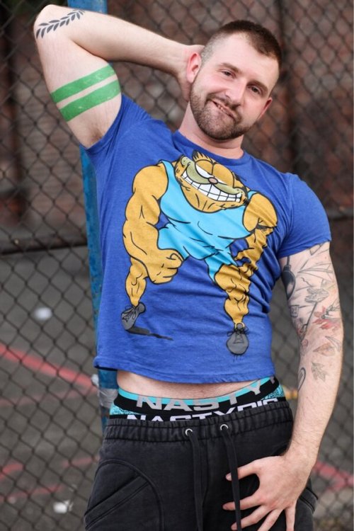 ursinelovin:  Aleks Buldocek 