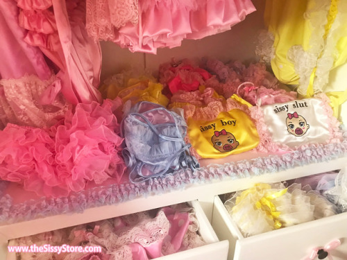 sissymaids: what a real sissy’s wardrobe can look like!www.thesissystore.com/