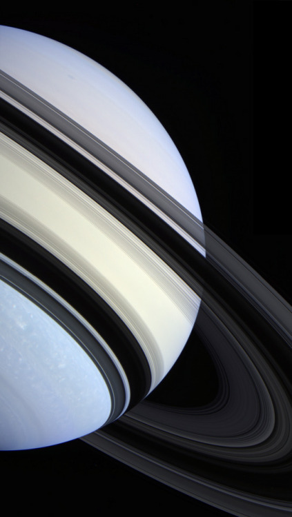 infinity-imagined:Images of Saturn taken by Cassini and processed by Kevin Gill.