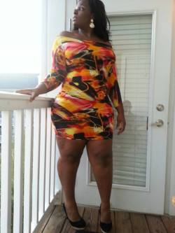 planetofthickbeautifulwomen:  The Beautiful Thick n Gorgeous “Nigerian Beauty” Noye Rae 