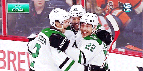 hullyandmo:Game-winning goal celly!