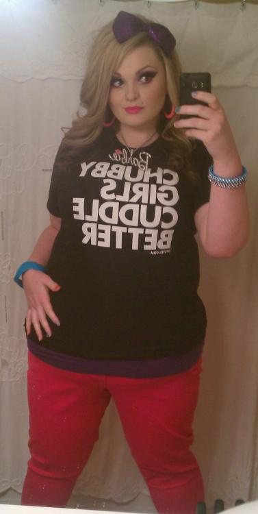 chubby-bunnies: Damn right we do. Submitted by yaymakeup.tumblr.com