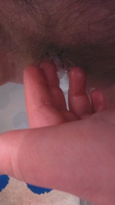 masturbating-cumfortably:  The middle pictures are my favourite, i’m so horny i’m literally dripping wet ;) 