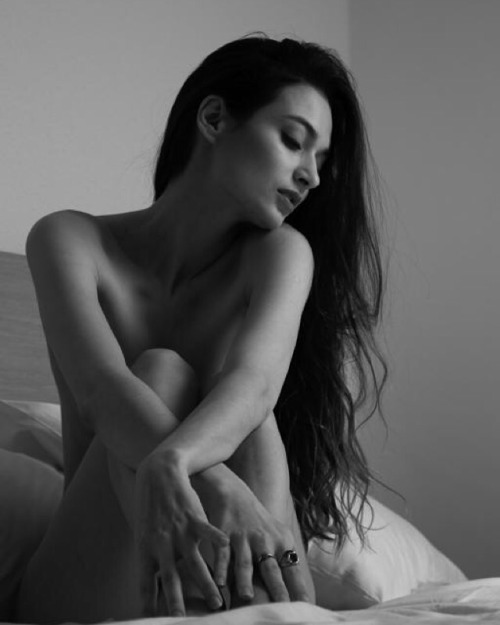 nayamodel: Photographer Philippe Paul  Paris, February