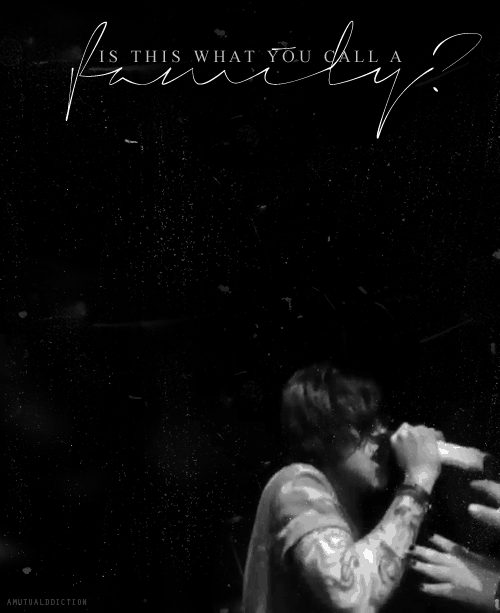amutualddiction:  Sleeping With Sirens - A Trophy Father’s Trophy Son