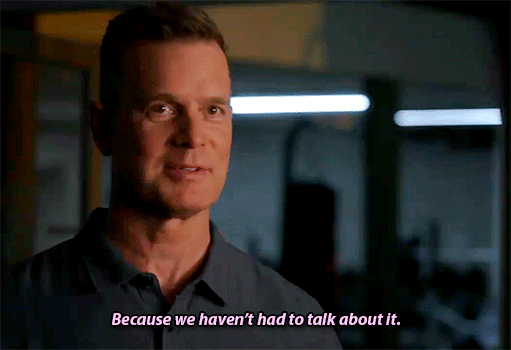 Bobby Approving Of Buck's Relationship With Tommy!!