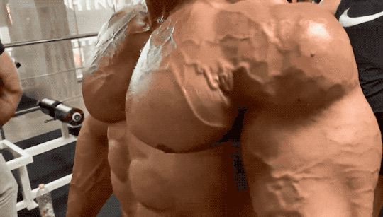 fluidflex:muslguys:10/10 pec ripple. 
