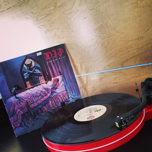 knierimosity:  Dio. #vinyligclub #vinylsunday #nowplaying #onmyturntable  (at record den)
