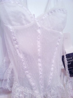 ccupidity:  [Lg] NWT White Lace Garter Camisole