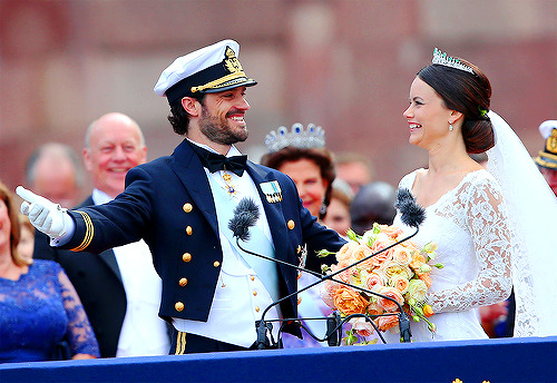 swedish-royals: After a five year relationship and six month engagement, Prince Carl Philip and Sofi