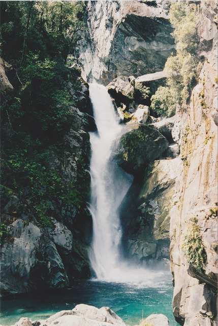 cusante:  untitled by alexbowler on Flickr.