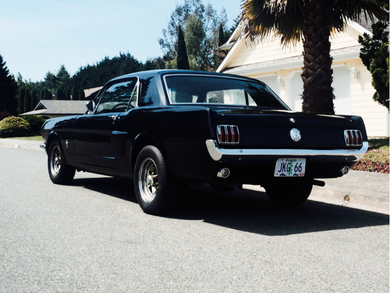 fuckyeahfordmustangs:  For sale in Oregon!
