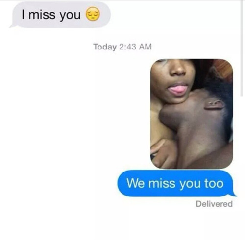 bewbieblog:  donslapahoe:  Reasons you don’t text your X… 😂😂😂   Did someone close a window, cause damn there’s no chill.