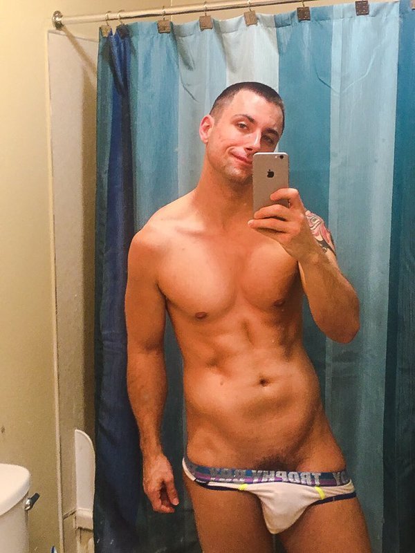 colungafrank:   Wolfie Blue       