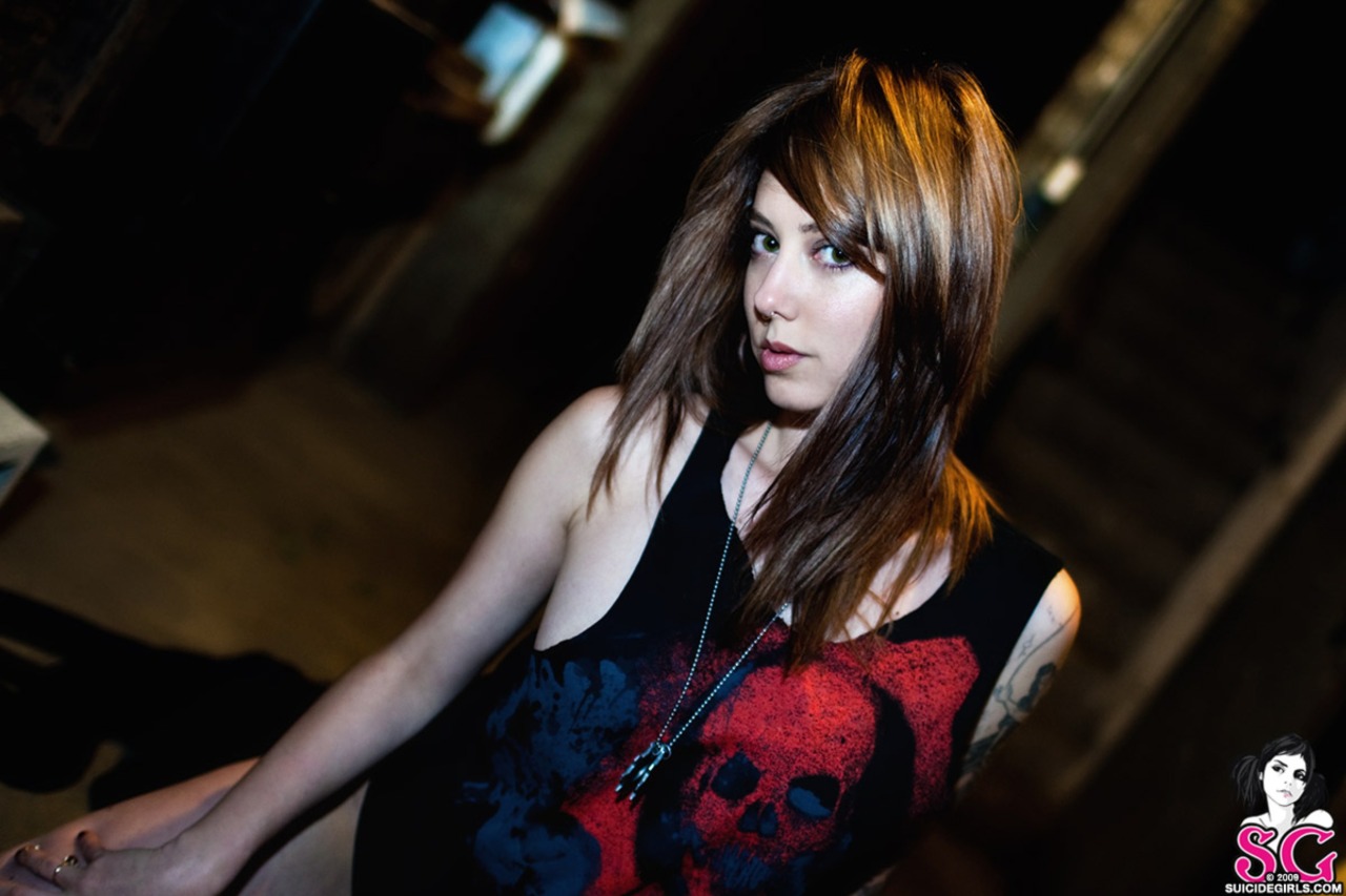 shivermetimbersxxx:  My favorite Suicide Girls: Bob (Gears of &lt;s&gt;War&lt;/s&gt;