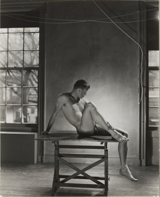 loverofbeauty:  George Platt Lynes:  Untitled. (1952)  Gelatin silver print 
