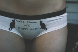 samsongobacktobed:  So new underwear 