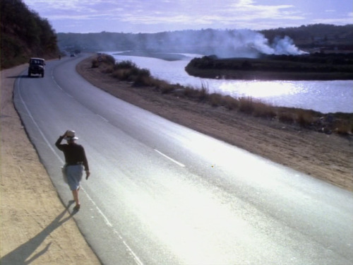 wike-wabbits:Hovering Over the Water (João César Monteiro, 1986)