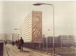 furtho: Christoph Schwanke’s urban scene, Rostock, East Germany, 1980s (via here)  