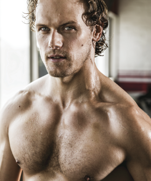 manculture:  Sam Heughan