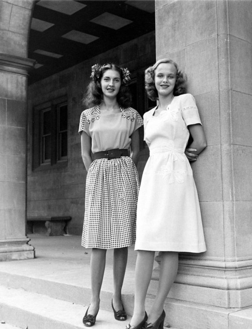 vintagechampagnefever: 1940s teen fashion