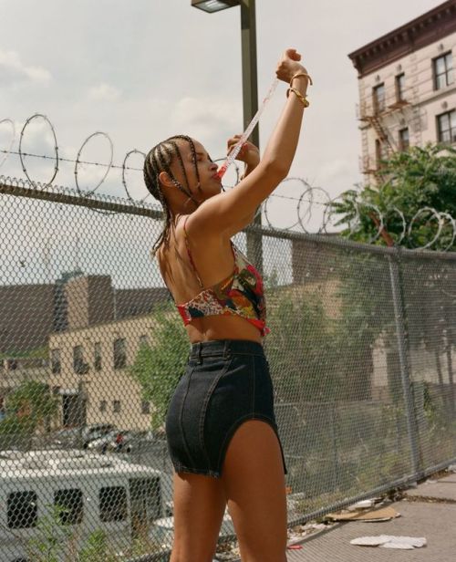 modelsof-color:   Nisaa Pouncey by  Renell Medrano for Fenty 2019    Campaign  