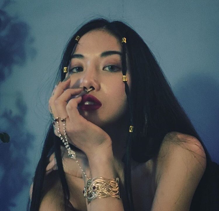 lickdacake:  shawty cum thru
