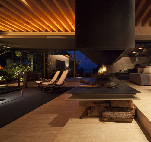 kateoplis:  House Maza 