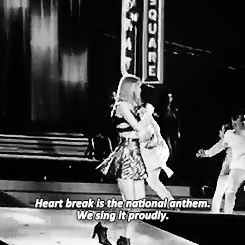 aibaaina:Taylor Swift performing “New Romantics” at Tokyo Dome 05/05/15 (x)
