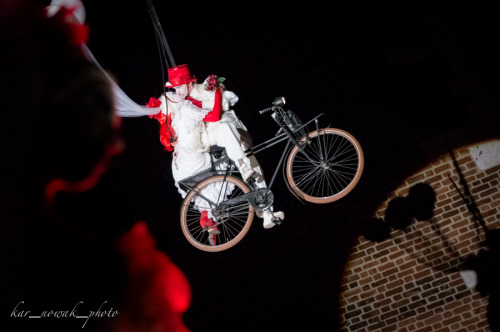 ULICA International Festival of Street TheatresPedaleando hacia el Cielo – Theater Tol (Belgia