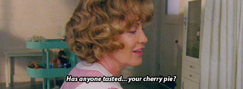 aryousavvy:  Elsa Mars asking the important questions 