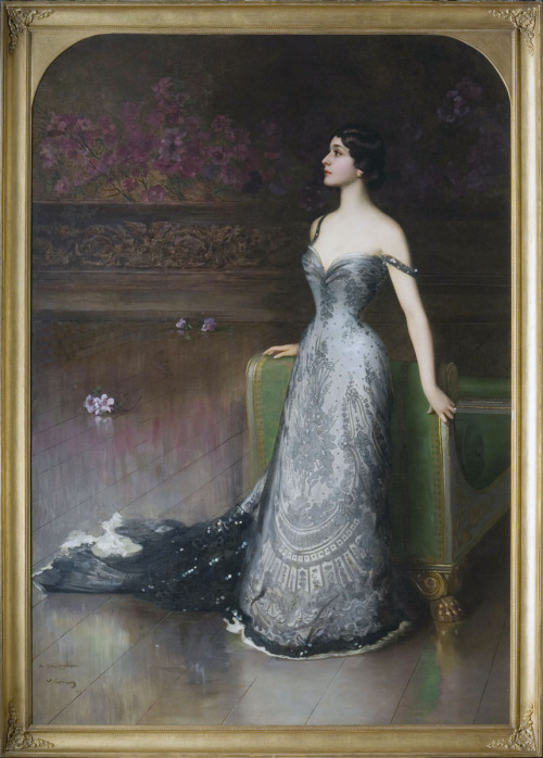 jeannepompadour:Lina Cavalieri, Italian opera soprano, by Vittorio Corcos, 1903