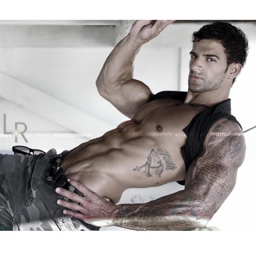 drwannabe:  Rob Abruzzese