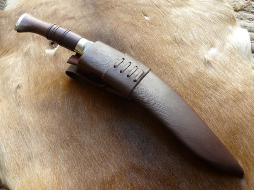 ru-titley-knives:‘’Ayo Gorkhali’‘The famous war cry of the legendary Gurkhas translates as ‘the Gurk