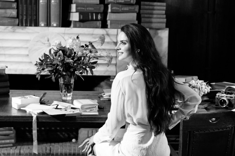delrey4ever:Lana Del Rey - Vogue Australia (Behind the Scene)