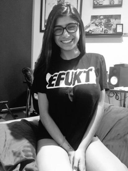 mia-khalifa-official:  “A woman knows the face of the man she loves as a sailor knows the open sea.” Join Now : http://www.unomatch.com/MiaKhalifa 