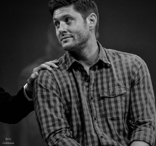 kelsisickmann: Jensen Ackles | Main Panel | MinnCon 2016 x