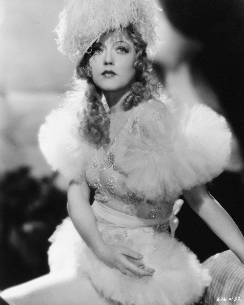 jimij29:  vintageeveryday:Marion Davies, circa 1925.   @bettymacs @theconniek 