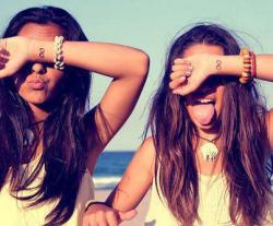 beaa3:  friends | via Facebook on We Heart It. http://weheartit.com/entry/56472050/via/ivana_valentic 