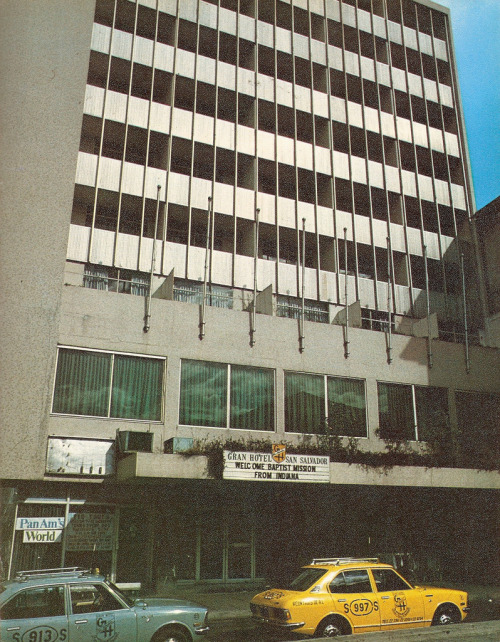 Gran Hotel San Salvador, en el centro de la ciudad, 1975.