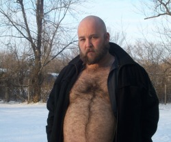 bearassnaked: It was cold. My nipples were