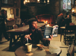 queerpotters:  i’ve seen so many posts about this wizard and how cool he is because he’s doing wandless magic and reading ‘a brief history of time’ but everyone always fails to mention that he’s the lead singer of the fucking stone roses 