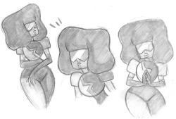 princesssilverglow:  Mmmmm Garnet ♥ ♥