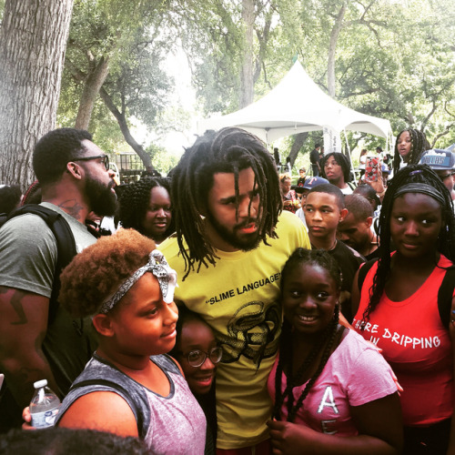 teamcole: J. Cole makes a surprise appearance at For Oak Cliff’s Back to School Festival in Da