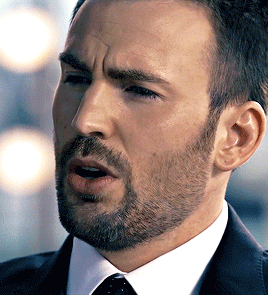 hoechlin:Win The Right Way | Chris Evans on Success | Chivas Regal