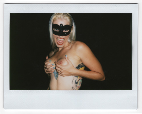 Porn photo Night Prowler…Model: Michelle Michell’s