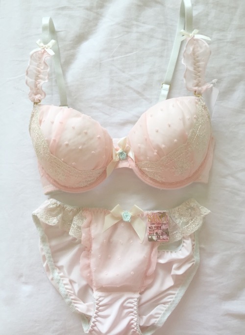 babyhearted:  The sweetest and softest lingerie I own 